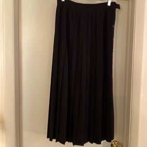 Doncaster knife pleat skirt/size8